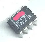 MAX680CPA MAX680 DIP8 5ШТ